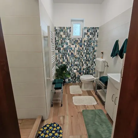 Bakonyi Venkoerte Vendeghaz Apartmán *