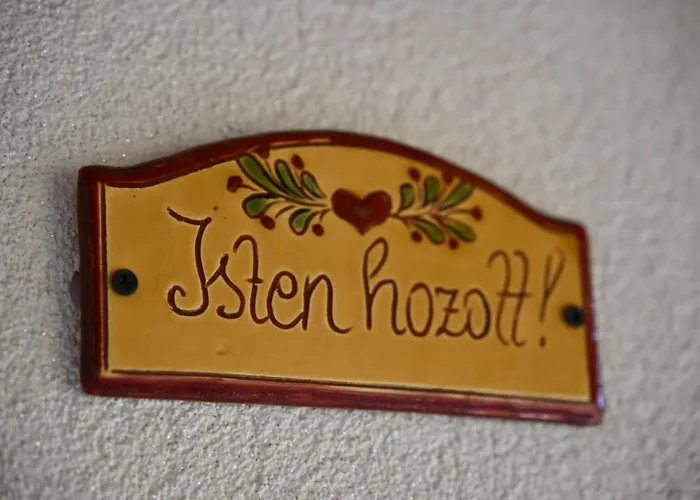 Bakonyi Venkoerte Vendeghaz 公寓